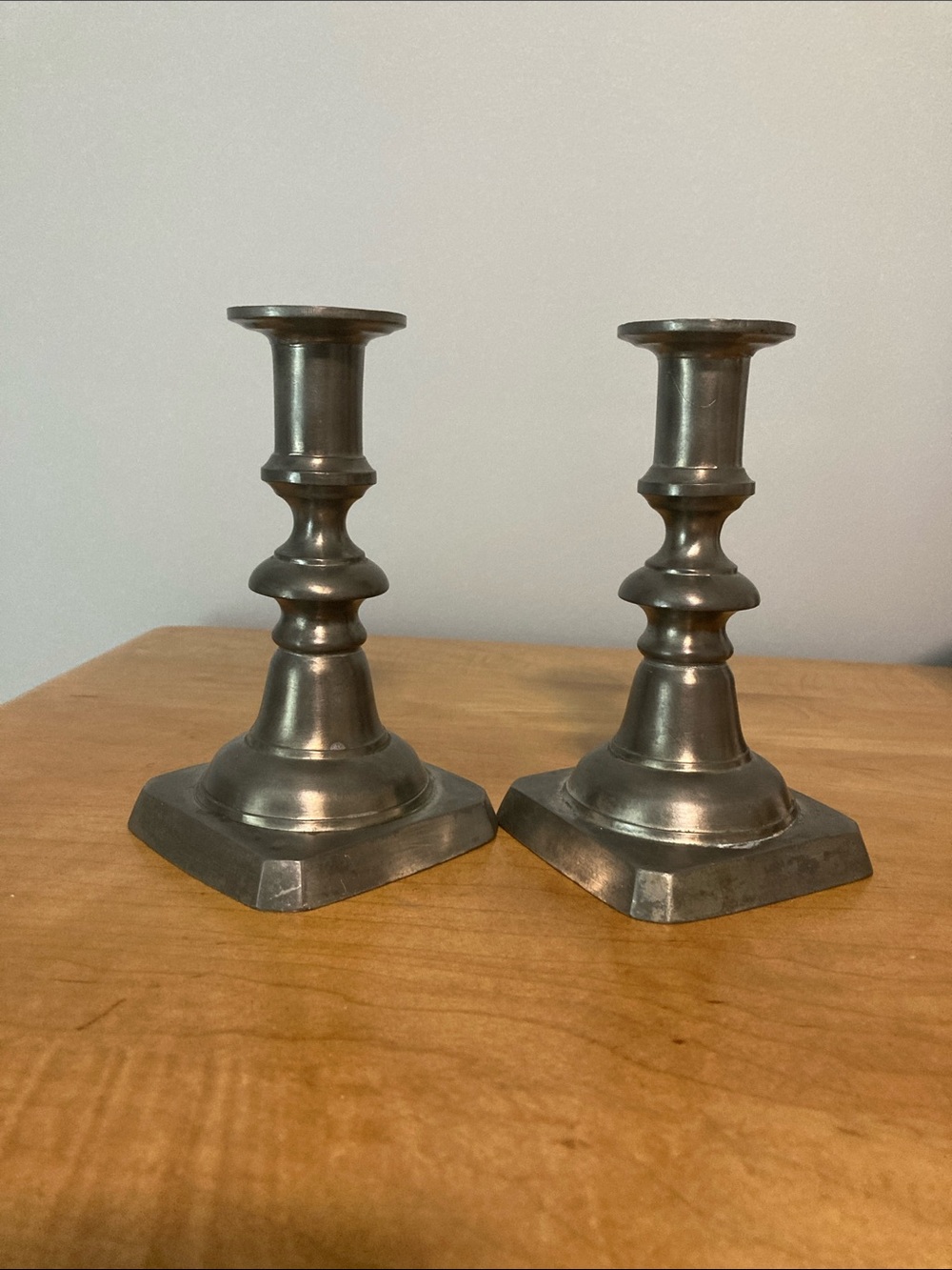 Vintage Pewter pair of 5.5“ candlesticks